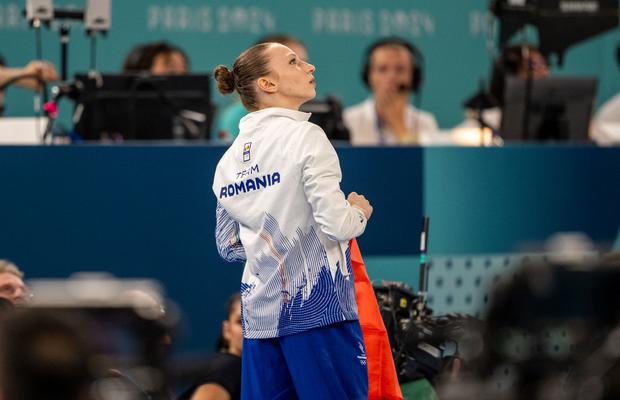 Câți bani le dă Guvernul gimnastelor Sabrina Voinea și Ana Maria Bărbosu, deși nu au prins podiumul olimpic