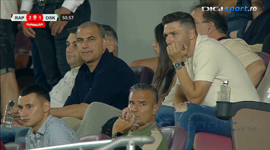 Jerry Gane și Florin Constantinovici au fost la meci 10 detalii din stadion de la Rapid - Sepsi » Șumudică și Săpunaru, derapaje în serie + Burmaz transportat de urgență la Spitalul Militar