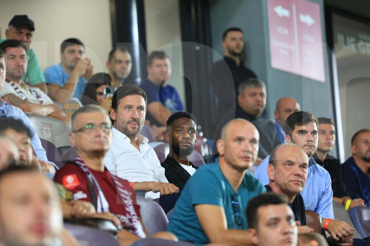 Diogo Mendes, în tribune la Rapid - Sepsi înainte să semneze cu giuleștenii / foto: Ionuț Iordache