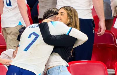 Cel mai scump transfer al lui Manchester City desface șampania » Va deveni părinte alături de un fotomodel