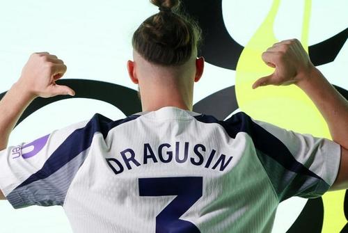 Radu Drăgușin, cu numărul 3 pe spate la Tottenham/ foto: tottenhamhotspur.com