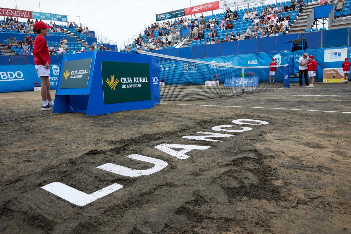Imaginile verii! A început turneul de tenis cu teren inundat de apele Atlanticului » Ce nume mari participă