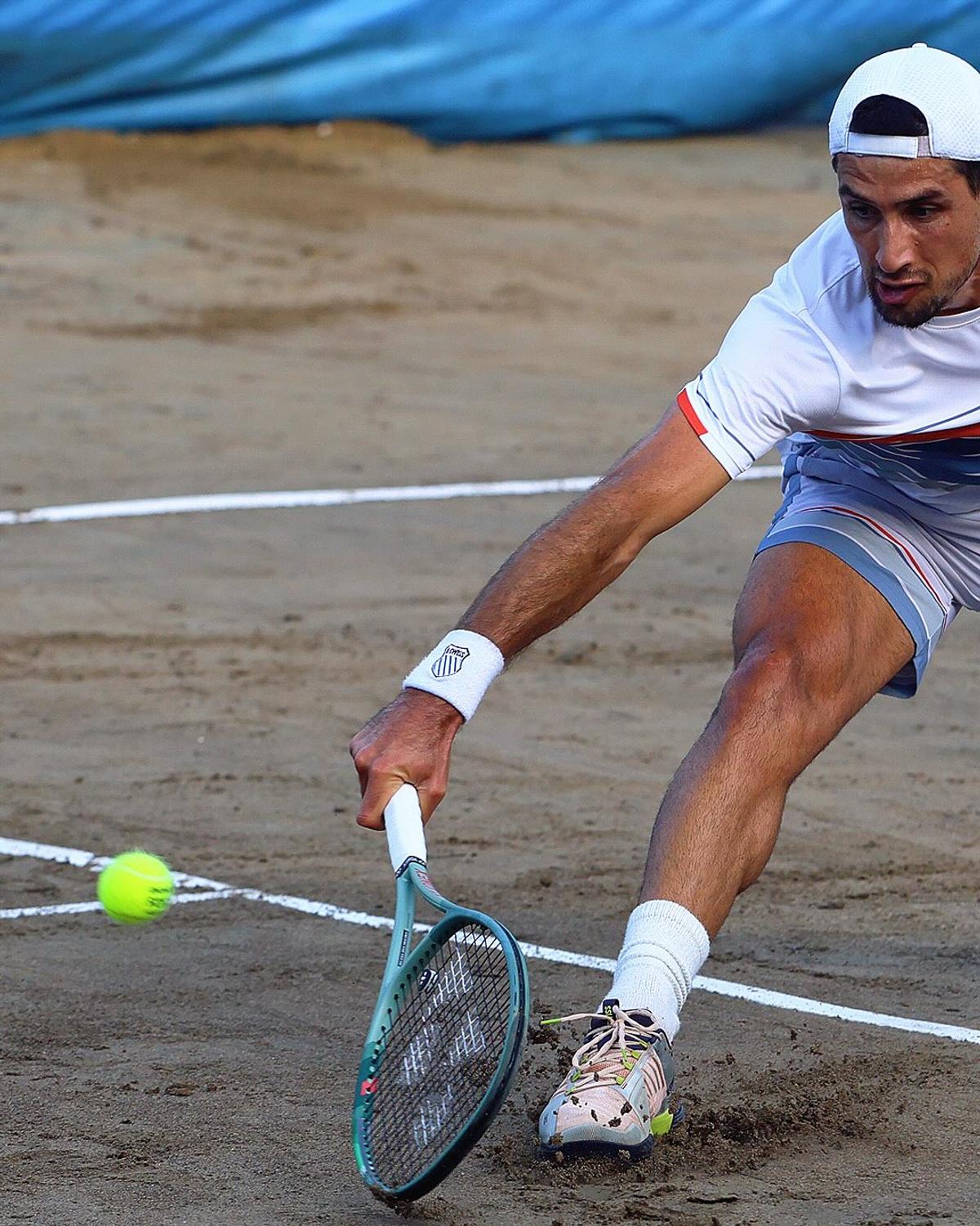 Imaginile verii! A început turneul de tenis cu teren inundat de apele Atlanticului » Ce nume mari participă