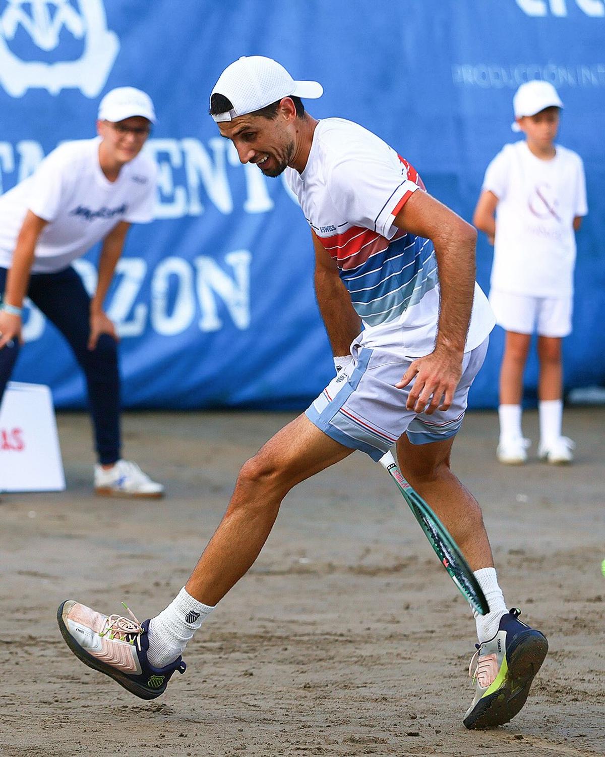 Imaginile verii! A început turneul de tenis cu teren inundat de apele Atlanticului » Ce nume mari participă