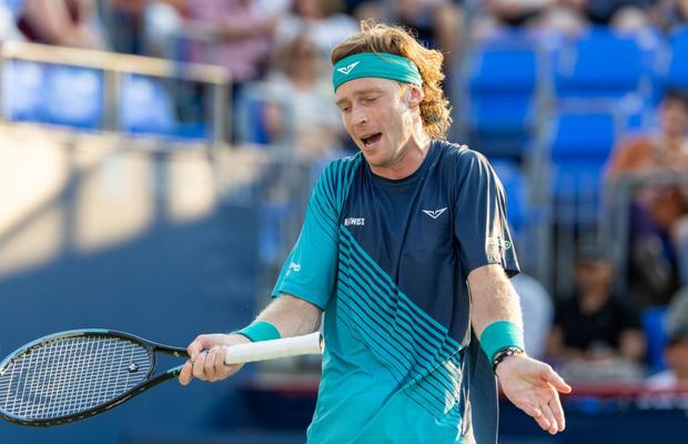 Surpriză la Montreal! Andrey Rublev a irosit 5 mingi de meci și a pierdut cu un adversar clasat pe locul 281 mondial