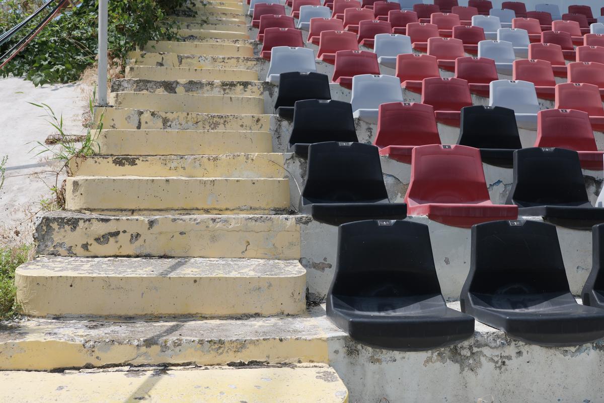 Cum a ajuns să arate stadionul fostei campioane a României, pe care au jucat mari echipe ale Europei » Dinamo și FCSB au jucat „acasă” aici!