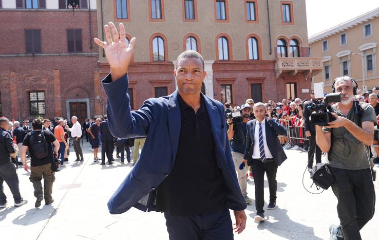 Dida a atras atenția la înmormântarea lui Franco Baresi // foto: imago images