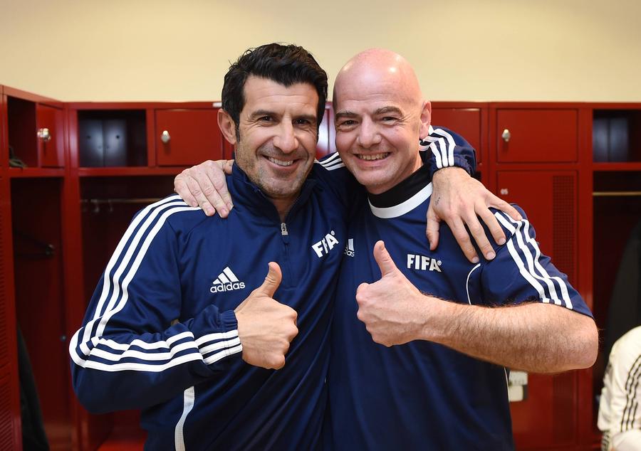 Luis Figo și Gianni Infantino // imago images Luis Figo îl desființează pe Gianni Infantino: „Cel mai josnic, înșelător și egoist comportament pe care l-am văzut vreodată”