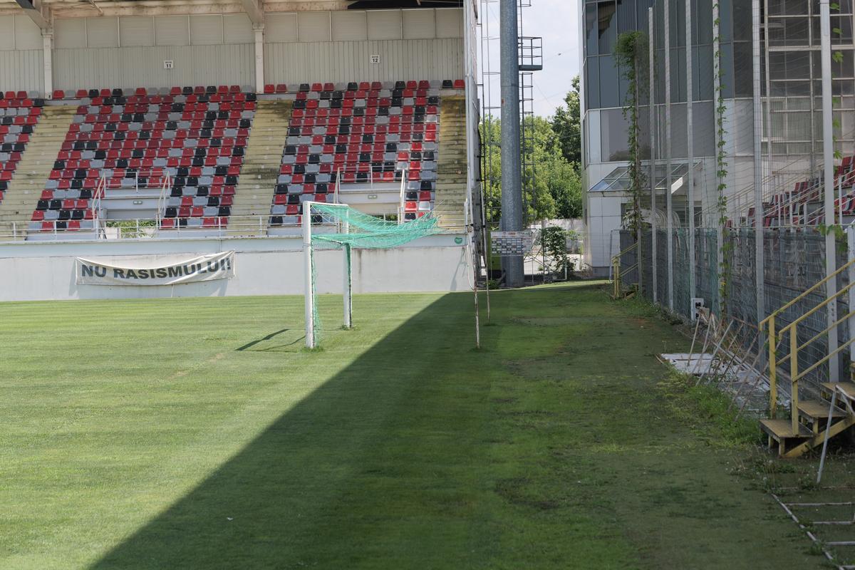Cum arată Stadionul „Marin Anastasovici” din Giurgiu // foto: Andrei Furnigă (GSP)