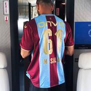 Mohamed Salah, întâmpinat de sute de fani în Turcia // foto: facebook @Trabzonspor