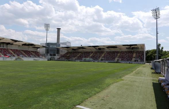 Cum a ajuns să arate stadionul fostei campioane a României, pe care au jucat mari echipe ale Europei » Dinamo și FCSB au jucat „acasă” aici!
