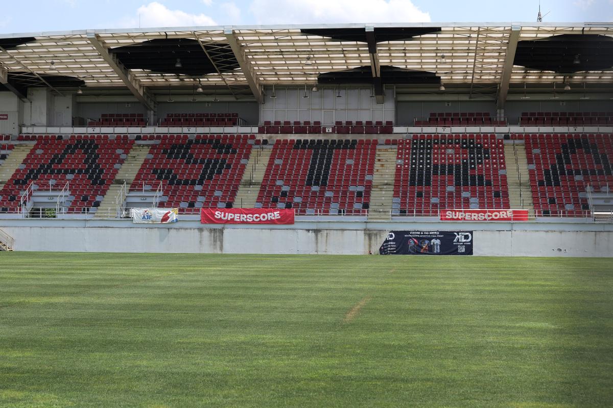 Cum arată Stadionul „Marin Anastasovici” din Giurgiu // foto: Andrei Furnigă (GSP)