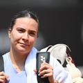 Gabriela Ruse părăsind terenul Foto: Imago Images