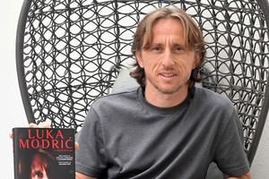 „M-a afectat enorm!” » Luka Modric, după ce a semnat un nou contract cu Milan: „Asta a contat cel mai mult!”