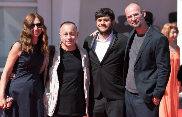 Documentarul „Colectiv”, proiectat în premieră la Festivalul de Film de la Veneția » Echipa de investigații a Gazetei, mesaj pentru cititori: „Pentru voi”