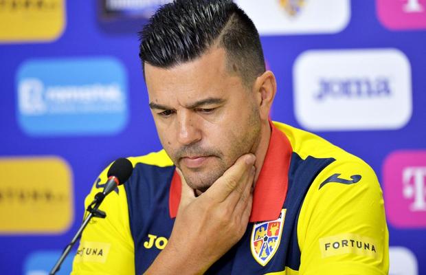 ROMÂNIA - SPANIA // Intră în dezbatere! Ce echipă de start crezi că ar trebui să folosească selecționerul? 4-3-3 sau 4-2-3-1?