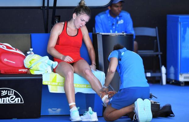 Simona Halep a dezvăluit motivul pentru care a renunțat la turneul de la Zhenghzou: „Am dureri puternice”