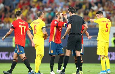ROMÂNIA - SPANIA // FOTO Sergio Ramos, cartonaș galben neînțeles de nimeni!
