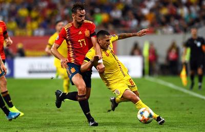 ROMÂNIA - SPANIA 1-2 // VIDEO Nicolae Stanciu a obținut tricoul lui Sergio Ramos după meci: „I l-a cerut Florin Andone”
