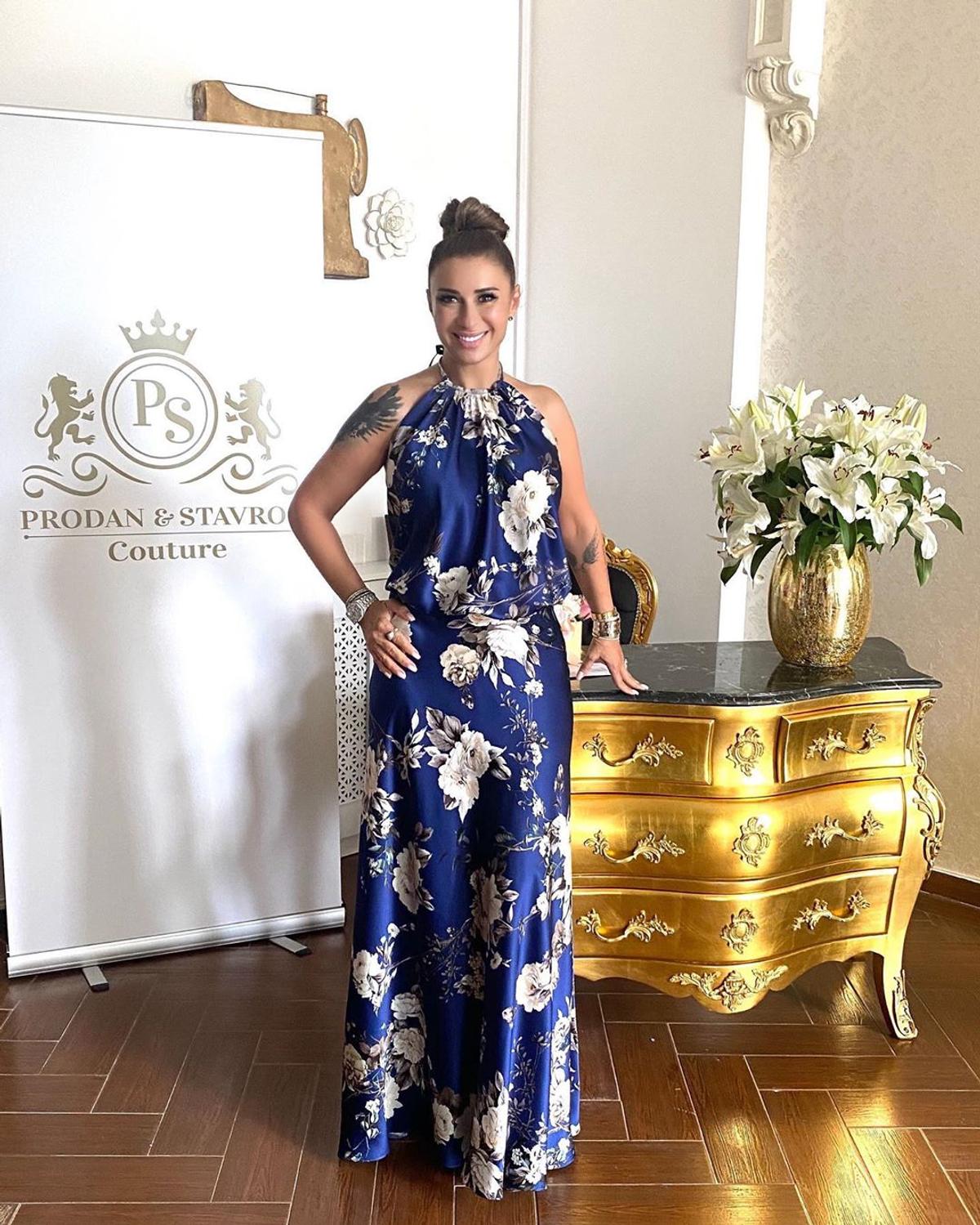 „Știu că sunt mai extravagantă ...” » Anamaria Prodan și 350 de diamante. Accesoriile orbitor de scumpe purtate de impresar pe Instagram