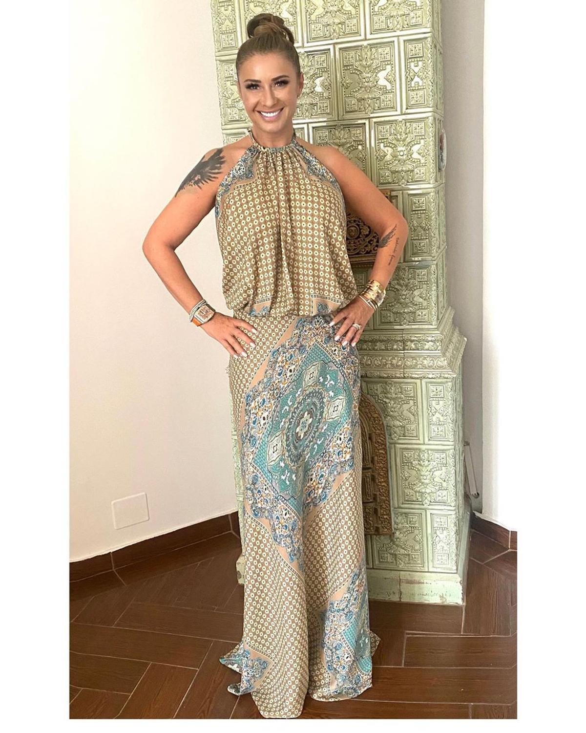 „Știu că sunt mai extravagantă ...” » Anamaria Prodan și 350 de diamante. Accesoriile orbitor de scumpe purtate de impresar pe Instagram