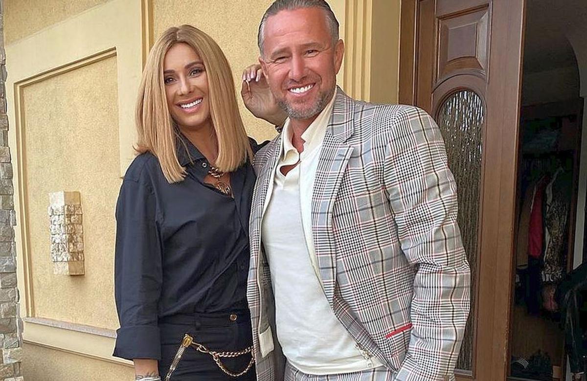 „Știu că sunt mai extravagantă ...” » Anamaria Prodan și 350 de diamante. Accesoriile orbitor de scumpe purtate de impresar pe Instagram
