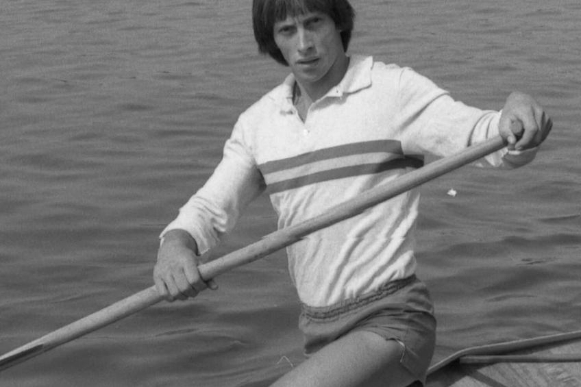 Ivan Patzaichin, o figură reprezentativă a sportului românesc, a încetat din viață astăzi, la vârsta de 71 de ani.