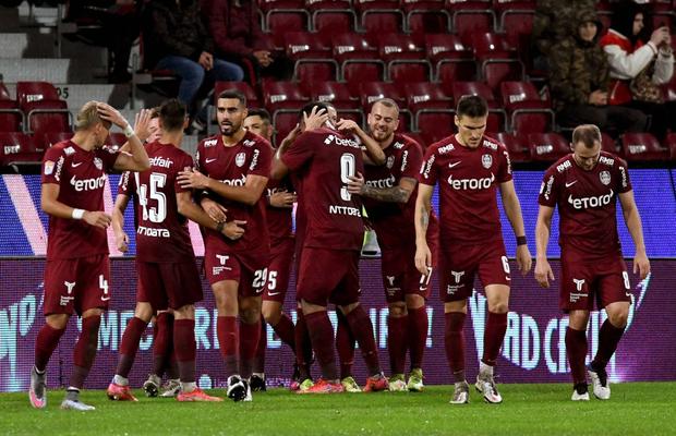 CFR Cluj s-a distrat cu Gaz Metan, în primul meci după revenirea lui Dan Petrescu: „E rău că i-am bătut cu 6-0”