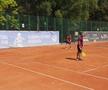 Daniel Niculae și Vasile Maftei joacă tenis la competiția organizată de Dan Șucu