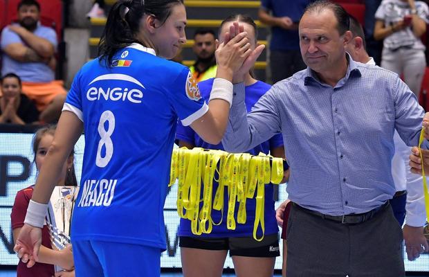 Președintele FRH, din nou criticat » Au dispărut 30 de echipe, 480 de jucători mai puțin după înființarea campionatului de tineret!