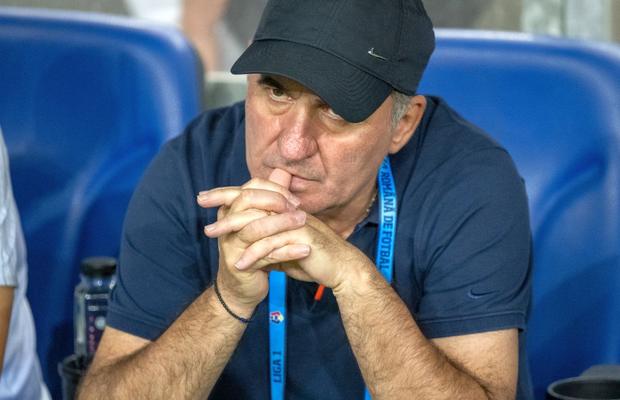Și el l-a dezamăgit pe Hagi » Dat afară de Farul după două meciuri
