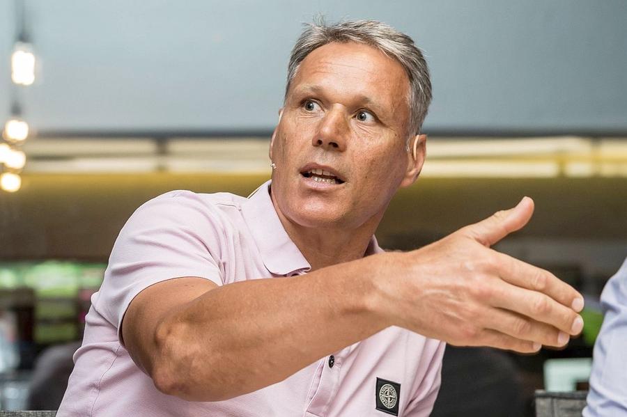 Legendarul Van Basten are o critică pentru Lamine Yamal: „Un astfel de jucător trebuie să joace mai mult acolo”