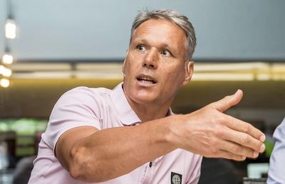 Marco van Basten, atac brutal la Ajax: „Nu mai pot să privesc echipa! În timpul meciului am mutat la film”