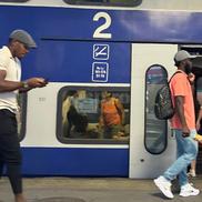 Sekou Sidibe, surprins de GSP în Gara de Nord / FOTO: Carmen Dumitru