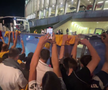 Scene penibile: generația de suflet, ascunsă de copii prin garduri de doi metri! Ce nu s-a văzut la TV, după umilința din România - Canada