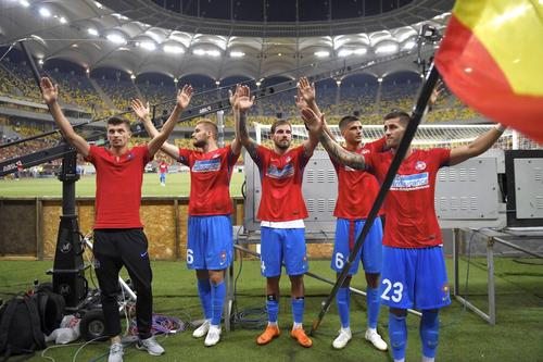 Cei de la Steaua au anunțat că mijlocașul defensiv Dragoș Nedelcu (28 de ani) este în tratative cu „militarii” și a început deja pregătirile sub comanda lui Daniel Oprița.