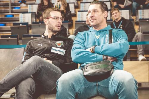 Jaron Siewert în stânga, Stefan Kretzschmar în dreapta