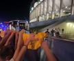 Scene penibile: generația de suflet, ascunsă de copii prin garduri de doi metri! Ce nu s-a văzut la TV, după umilința din România - Canada
