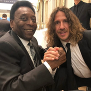 Pele și Carles Puyol