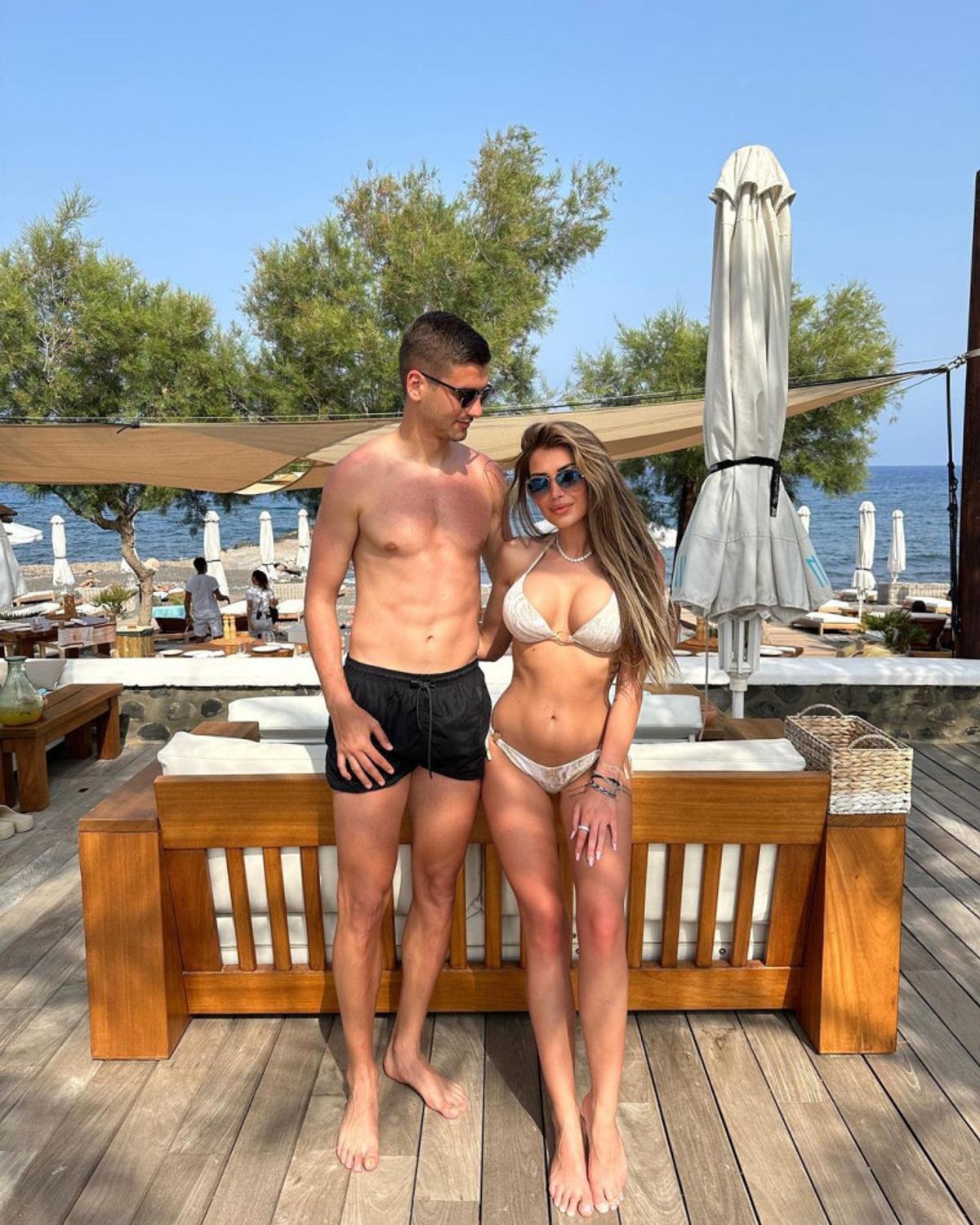 Un titular al lui Hagi e din nou îndrăgostit: a „oficializat” relația pe Instagram