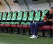 Mircea Lucescu, înainte de România - Canada/ foto: Ionuț Iordache (GSP)