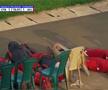 Jucătorii, arbitrul și cameramanii s-au aruncat la pământ pentru a evita pericolul!