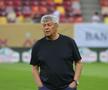 Mircea Lucescu, înainte de România - Canada/ foto: Ionuț Iordache (GSP)