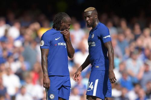Victor Moses (stânga) și Tiemoue Bakayoko (dreapta) / Foto: Imago Images