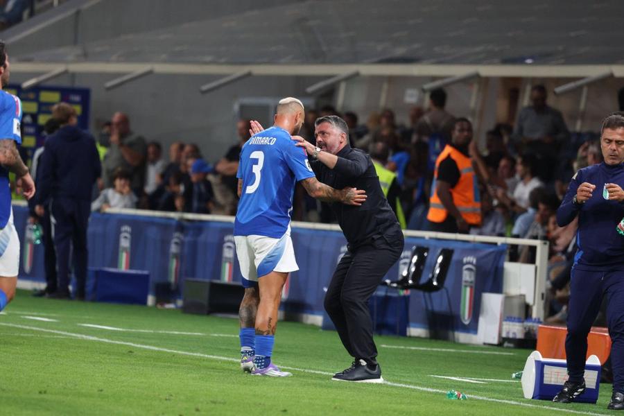 Gennaro Gattuso, la debutul pe banca naționalei Italiei / Foto: Imago Images Gennaro Gattuso nu a plecat după fenta bosniacilor: „Este un mare jucător de poker și eu îl apreciez, dar...”