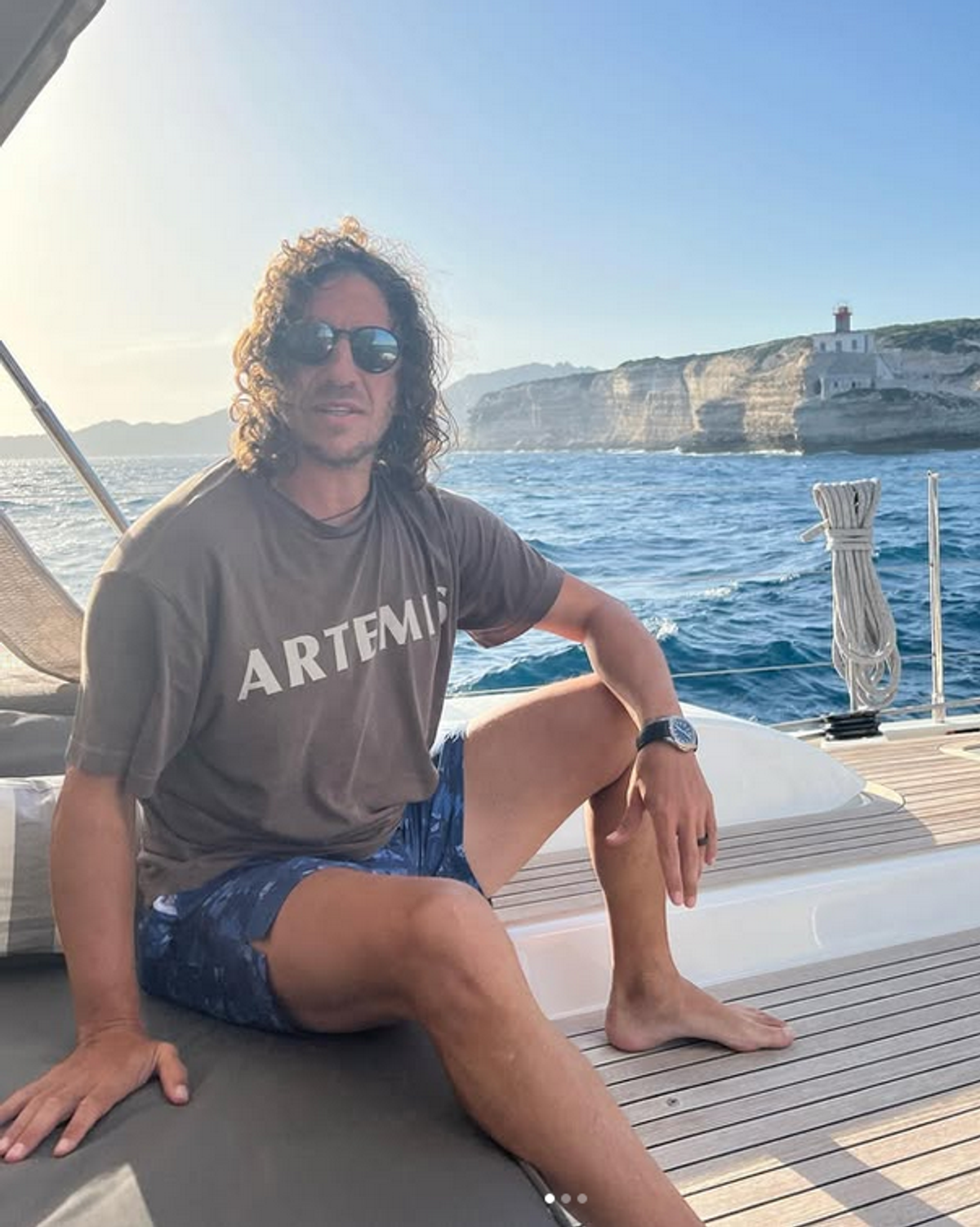 Incredibila transformare a lui Carles Puyol » S-a retras în munți, are o companie bazată pe realitatea virtuală și s-a apucat de acroyoga: „Nu faceți așa ceva acasă!”