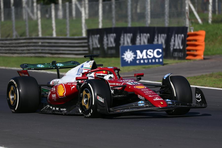 Charles Leclerc, câștigătorul din 2024 al Marelui Premiu de la Monza // FOTO: Imago Ca-n filmele SF: China, acuzată de piraterie cerebrală! » Spionaj cibernetic pentru a-și antrena viitorii soldați?