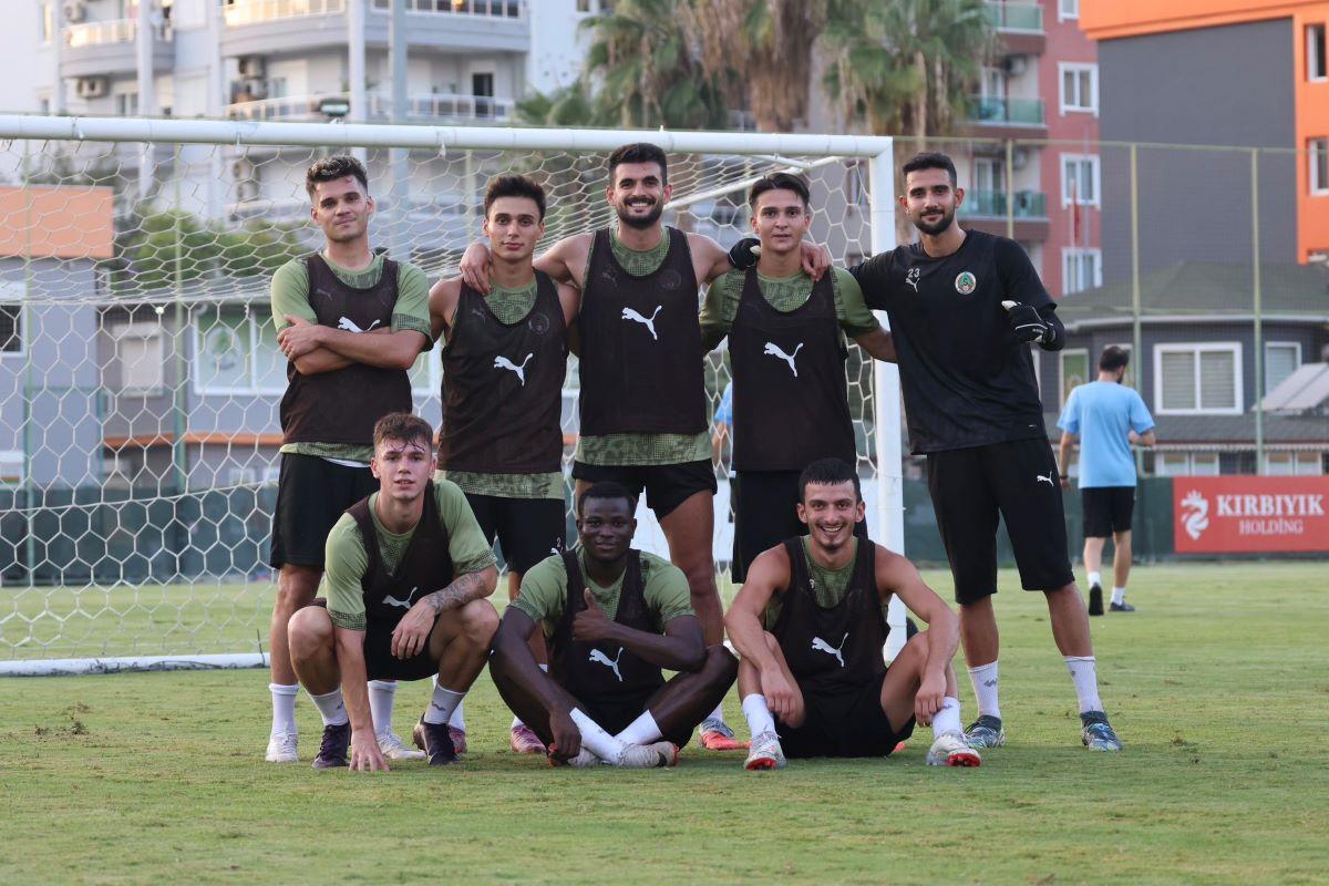Ianis Hagi a semnat cu Alanyaspor