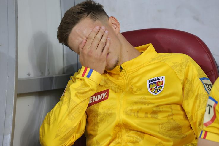 Louis Munteanu s-a accidentat la încălzire înainte de România - Canada / Foto: Ionuț Iordache GSP