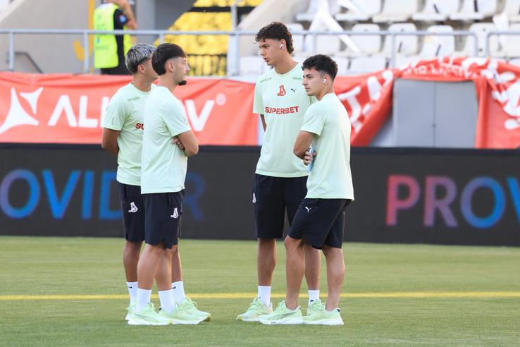 Imagini înainte de Dinamo - FCSB// foto Ionuț Iordache (GSP)